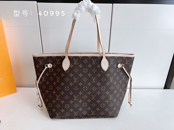 ルイヴィトンバッグ正面デザイン